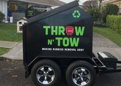 Throw n' Tow Trailer Signage